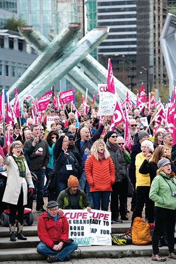 Working for green jobs and climate justice – CUPE’s 2015 environment highlights