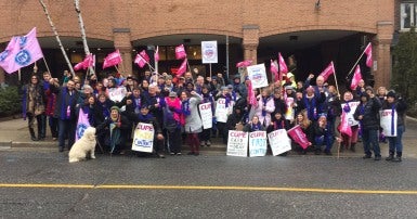 The Executive Board of CUPE Ontario paused its meeting today to join striking workers at the Spadina Road offices of the Canadian Hearing Society, one of 24 Canadian Hearing Society offices across Ontario that saw picket lines go up Monday morning.