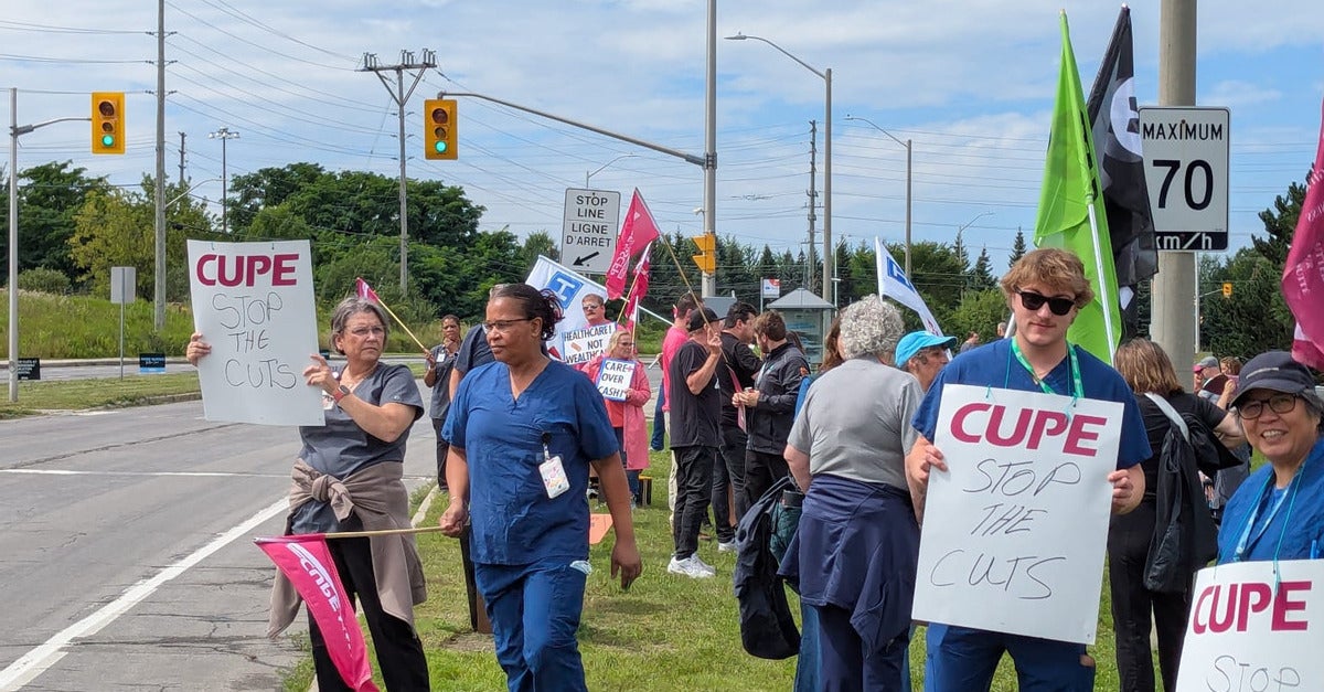 Queensway Carleton Hospital Rally CUPE 2875