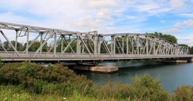 Bridge in Welland Ontario