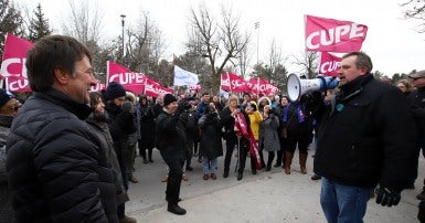 Mark Hancock and Charles Fleury on the line with CUPE 2424