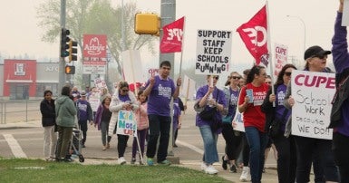 Alberta education workers rally