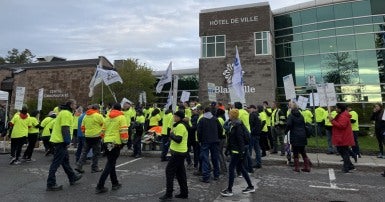 Les cols bleus, les cols blancs et les pompier(ère)s de Blainville