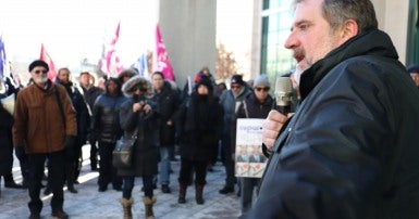 Mark Hancock at CUPW rally December 2018