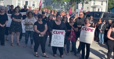 Local 1022’s demonstration at the Hastings and Prince Edward District School Board
