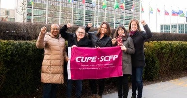 CUPE delegation members outside UN HQ (L-R): Veriline Howe, CUPE 2191 Vice-President; Stacey Connor CUPE 2073 President; Candace Rennick, CUPE Regional Vice-President for Ontario; Annick Desjardins, Executive Assistant to CUPE’s national president; Kelti 