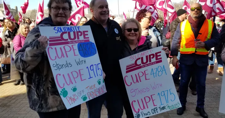 CUPE 1975 members