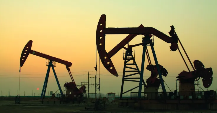 Spotlight on plunging oil prices